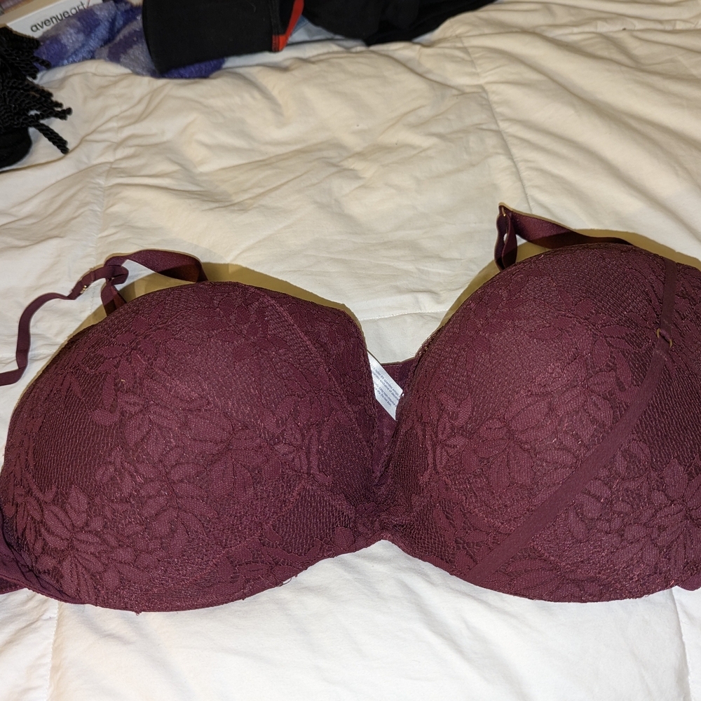 Plunge Lace Push-Up Bra - Burgundy